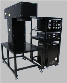 外太空稳态太阳光模拟器